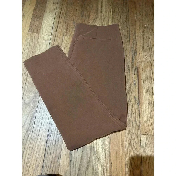 Adrianna Papell CROPPED PULL-ON PANT WITH TAILORED DETAILS IN TERRACOTTA Size 8 - Picture 5 of 7